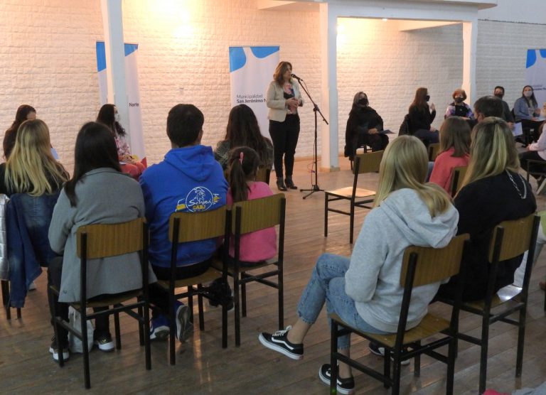 Cierre de los cursos municipales