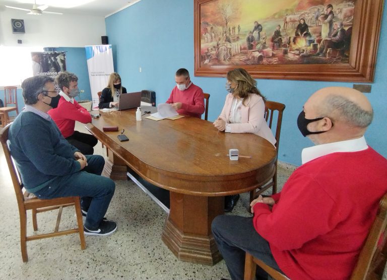 Apertura de sobres para la construcción del Punto Violeta