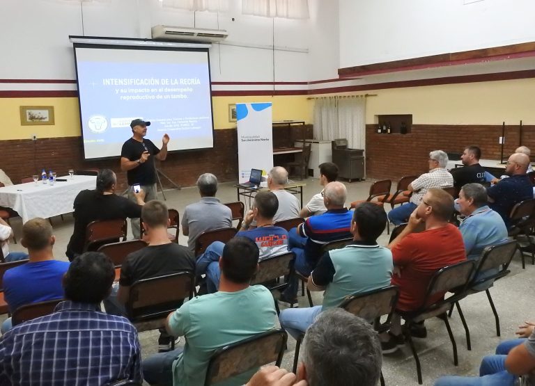 Acto de adhesión: jornada de capacitación