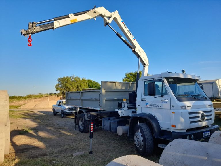 Nueva hidrogrúa y accesorios