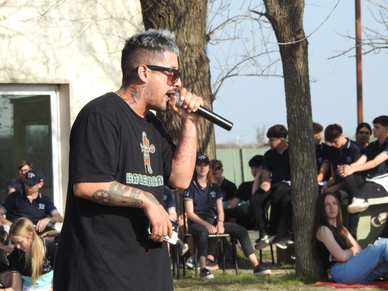 Celebramos el día de la Primavera y del Estudiante