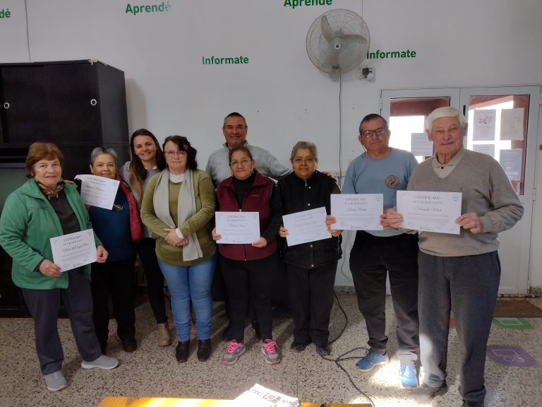 Finalizó el Taller de Computación para adultos mayores